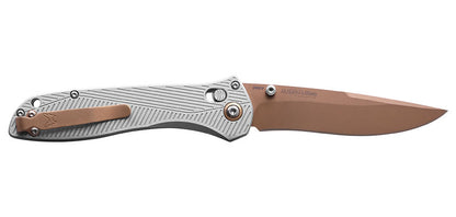 Couteau pliant Seven Ten Blanc - Benchmade-T.A DEFENSE